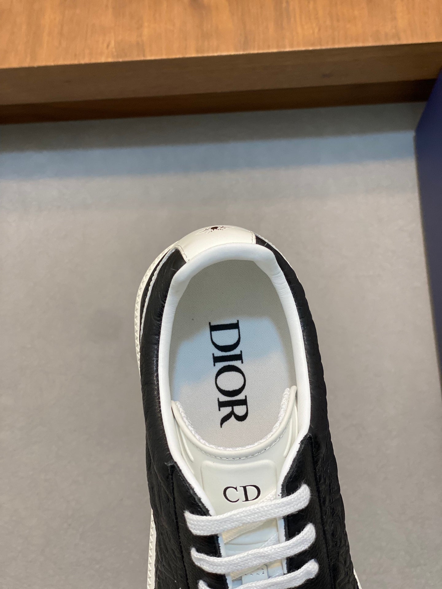 DIOR sneakers 16