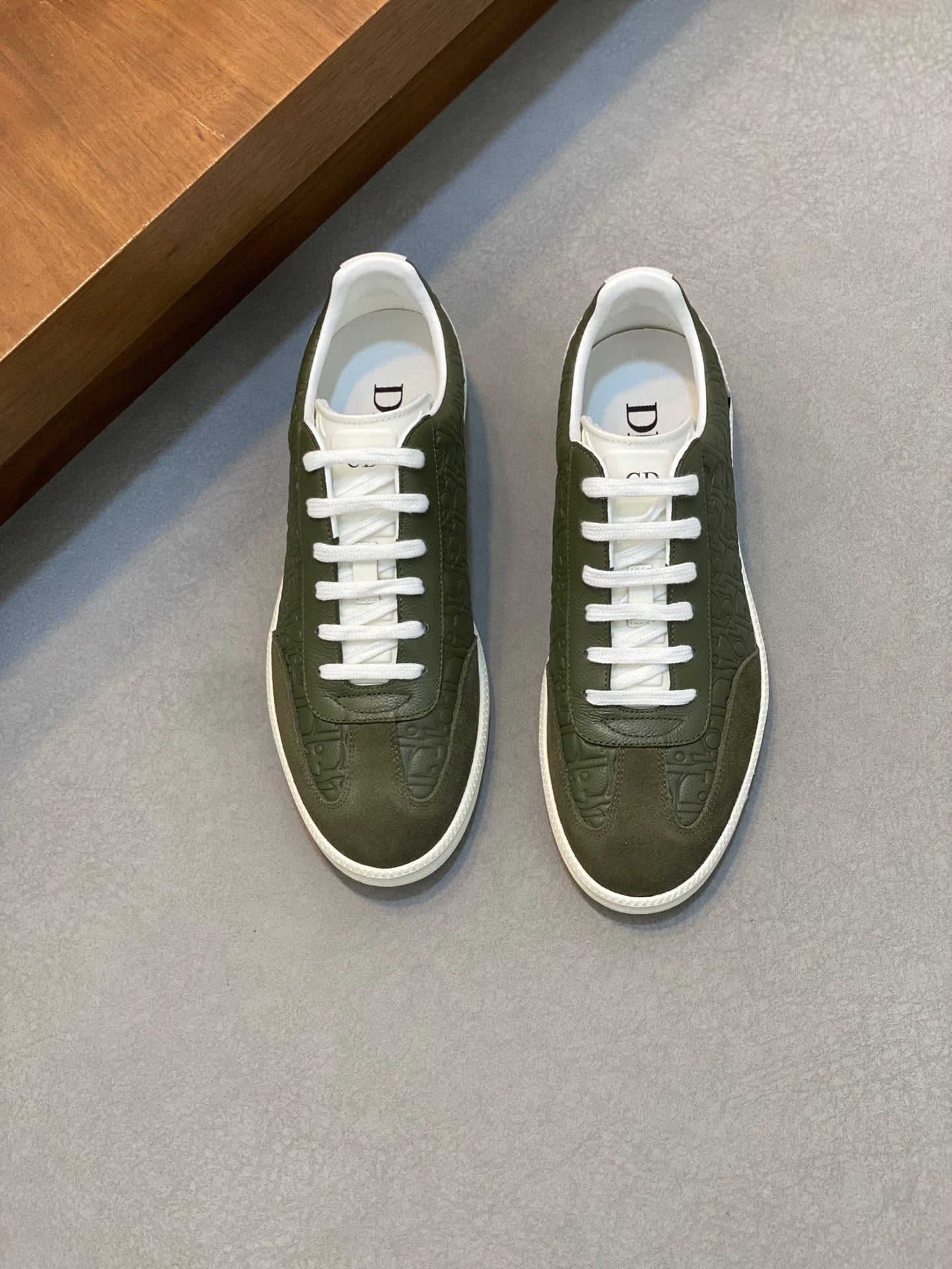 DIOR sneakers 17
