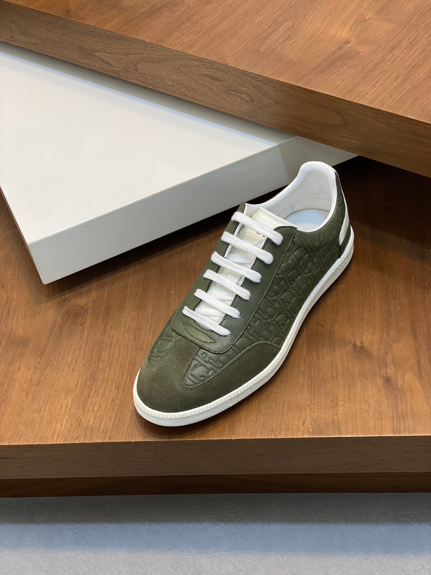 DIOR sneakers 17