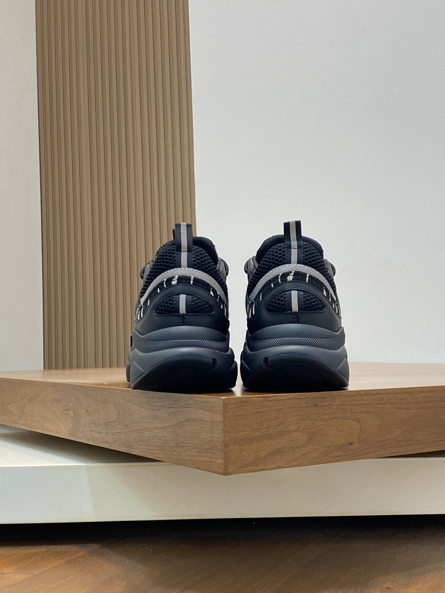 DIOR sneakers 19
