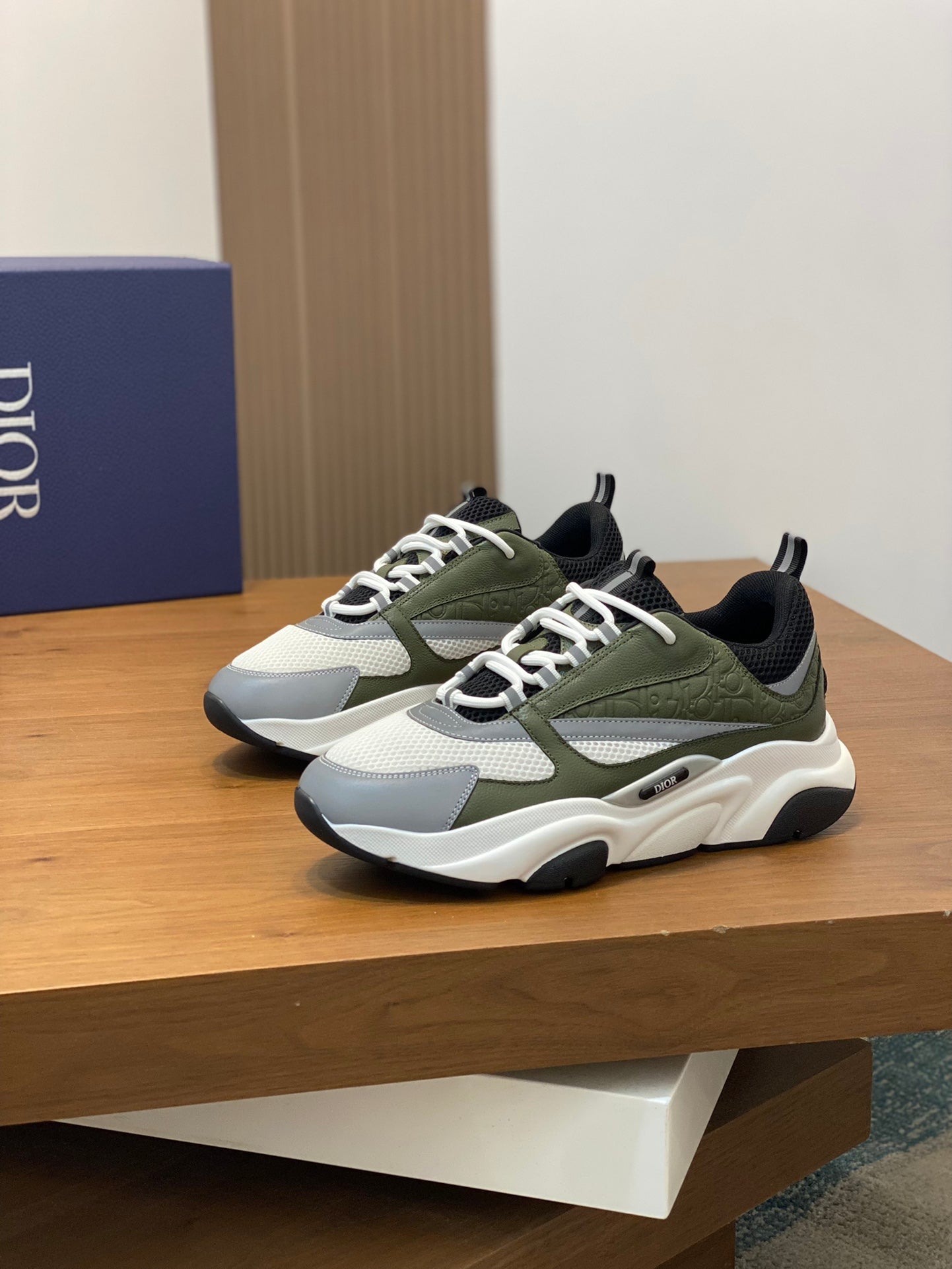 DIOR sneakers 26