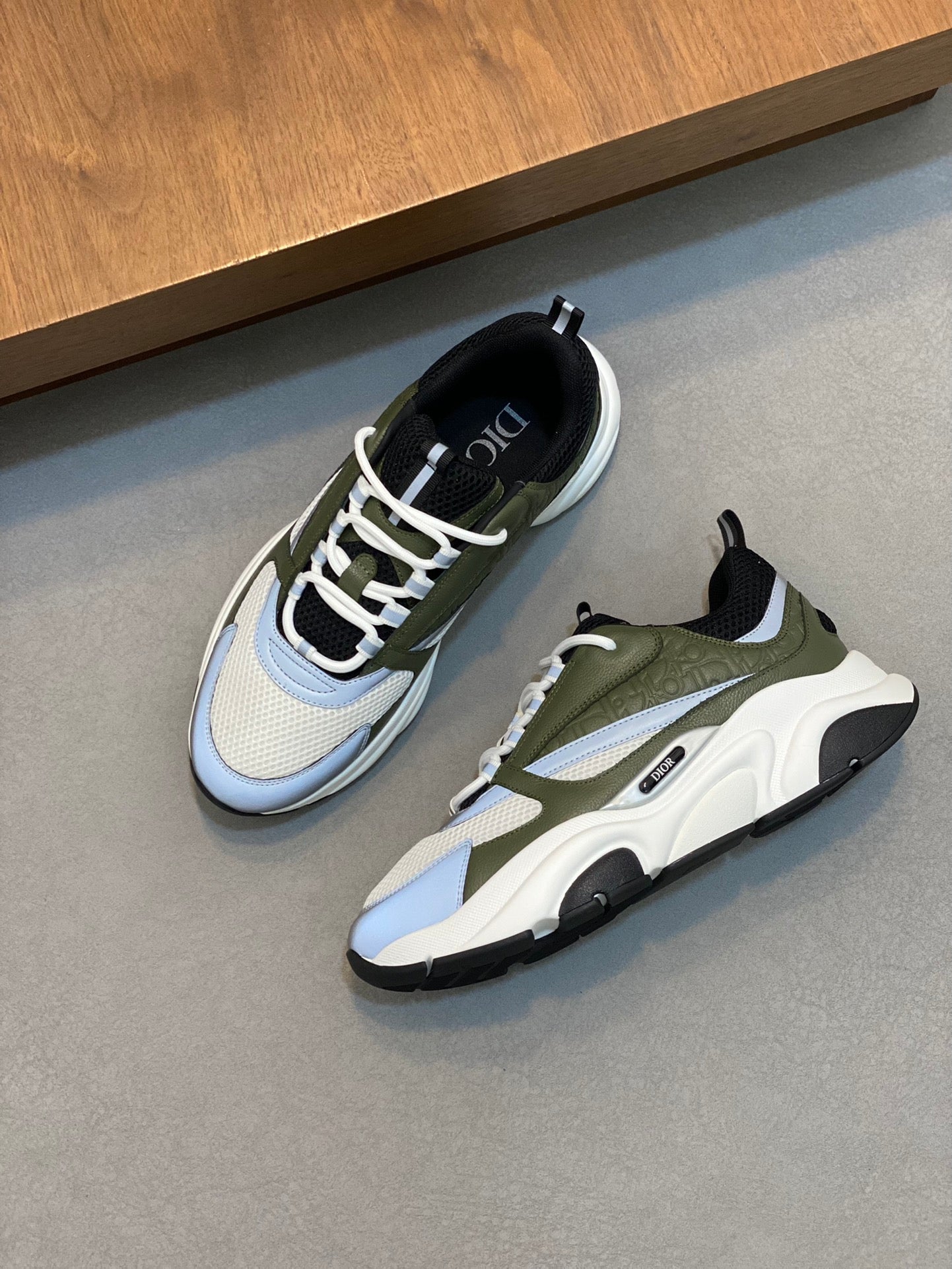 DIOR sneakers 26