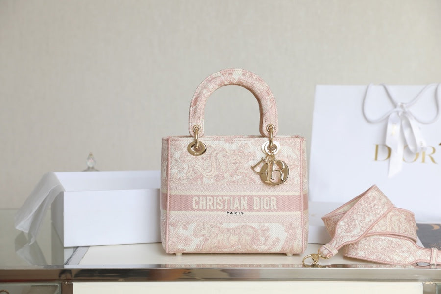 DIOR women's bags 12