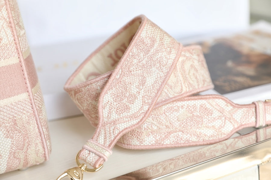DIOR women's bags 12