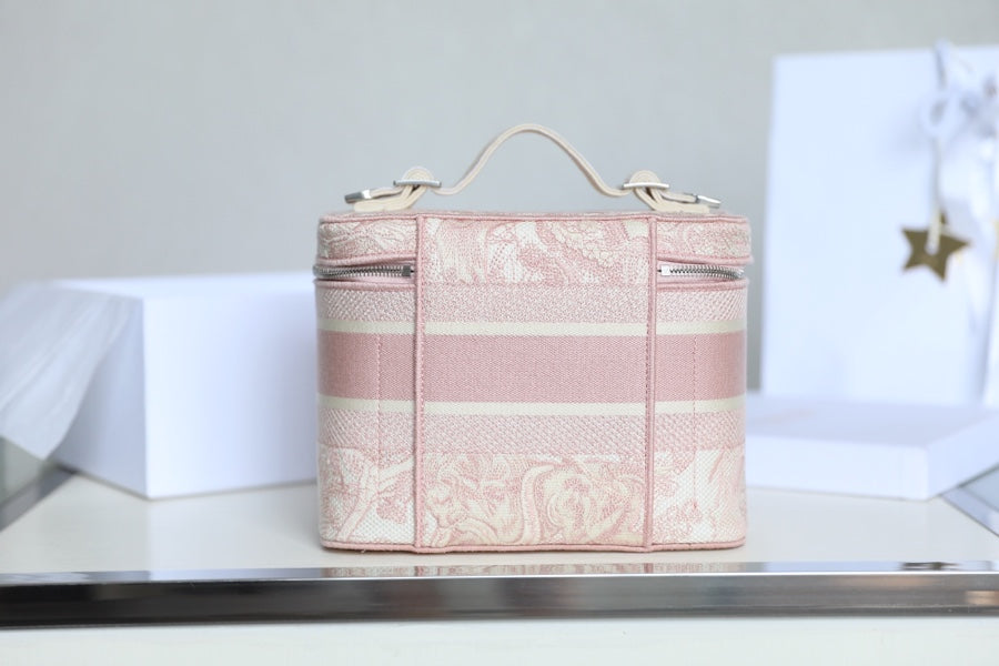 DIOR women's bags 15