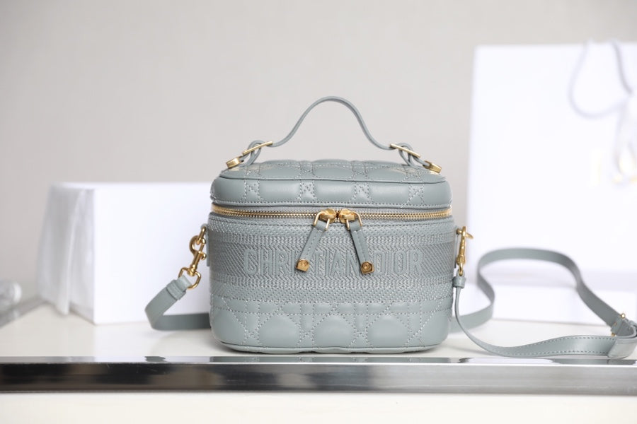 DIOR women's bags 17