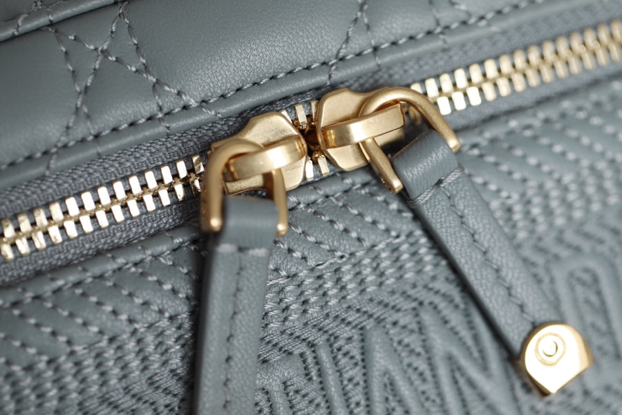 DIOR women's bags 17
