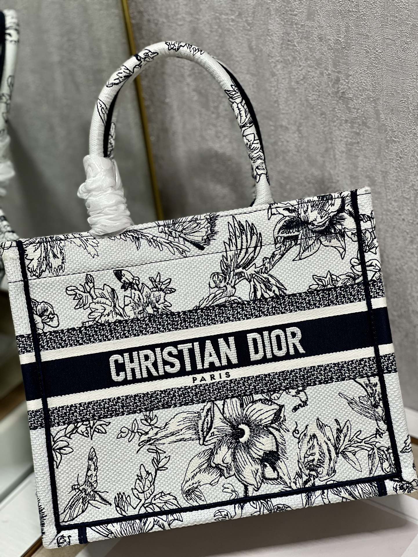 DIOR women's bags 28