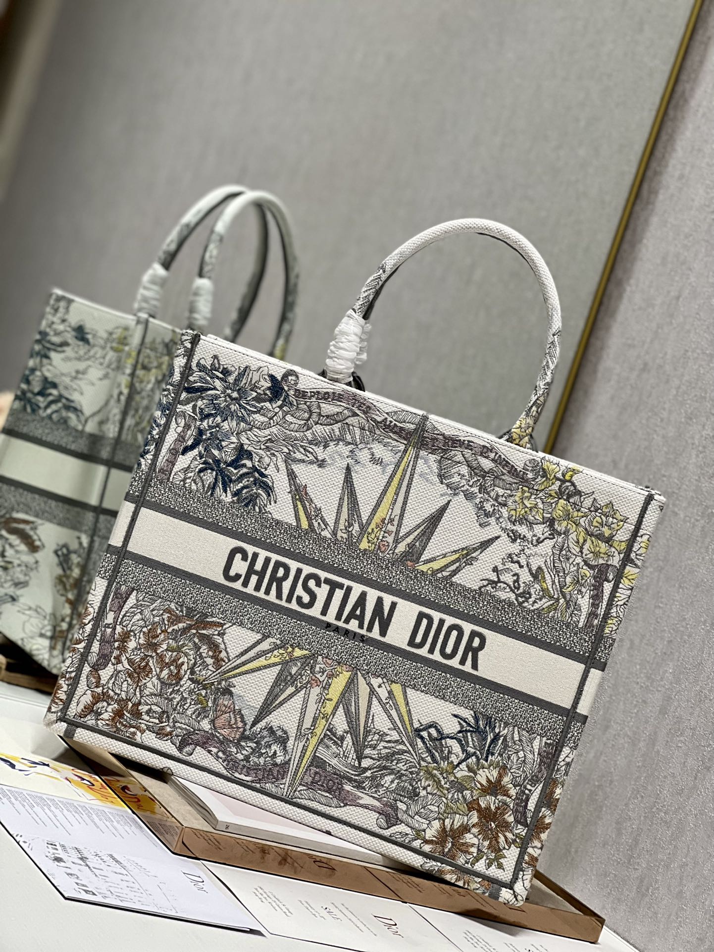 DIOR women's bags 33