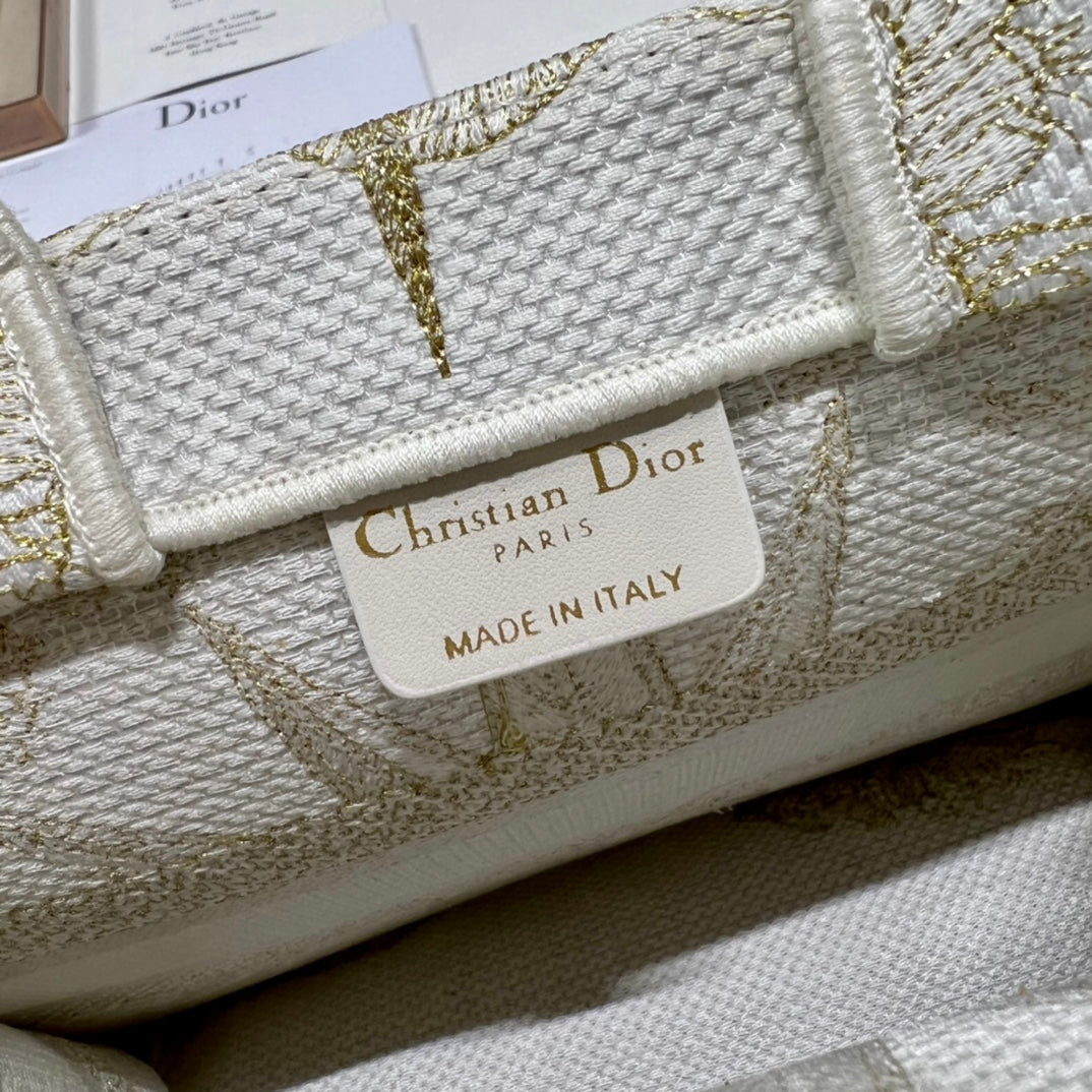 DIOR women's bags 74