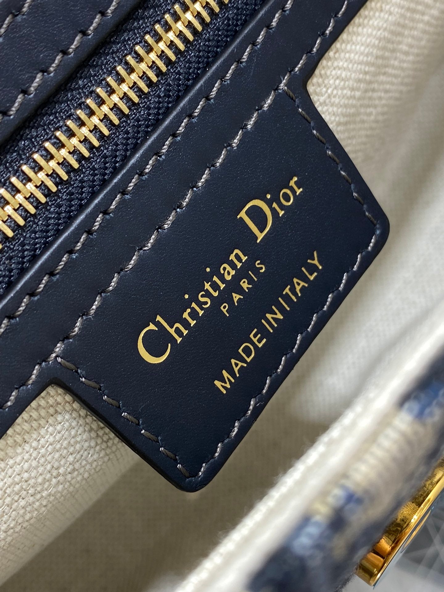 DIOR women's bags 98