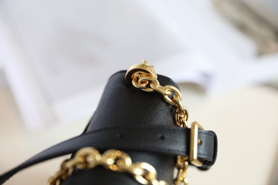 DIOR women's bags 109