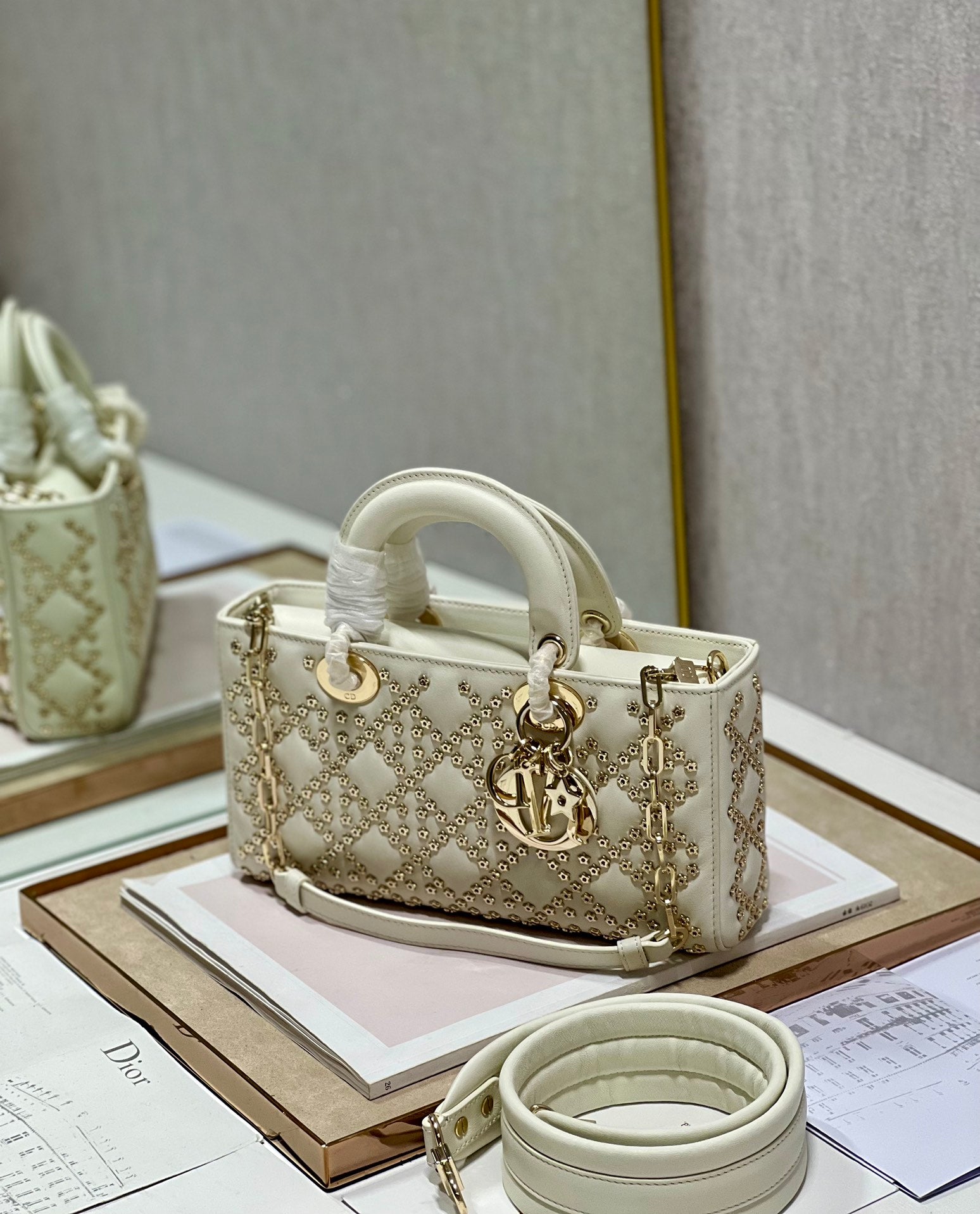DIOR women's bags 142