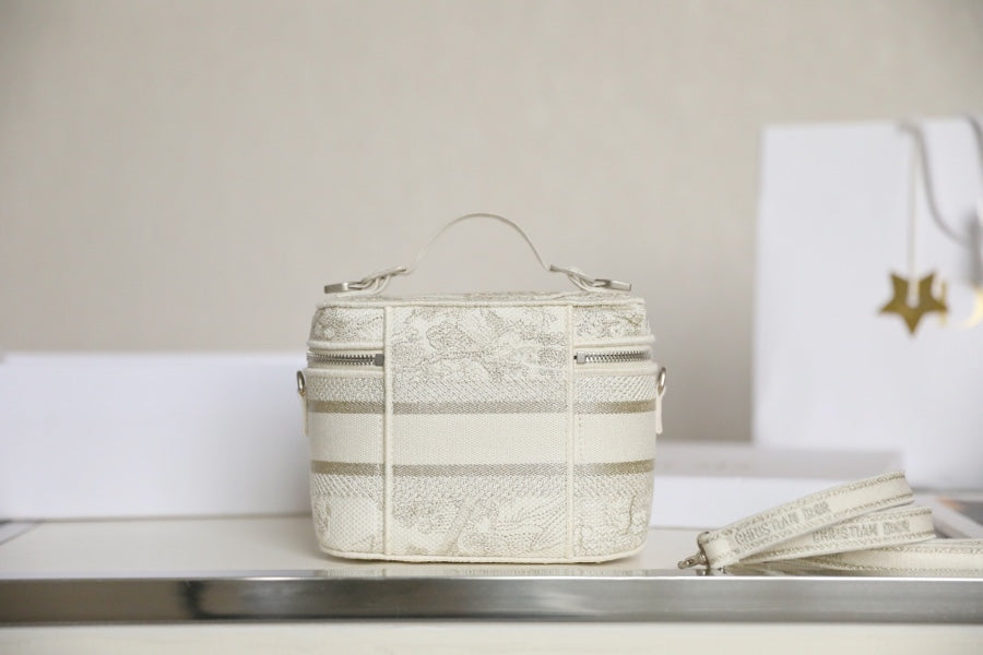 DIOR women's bags 147