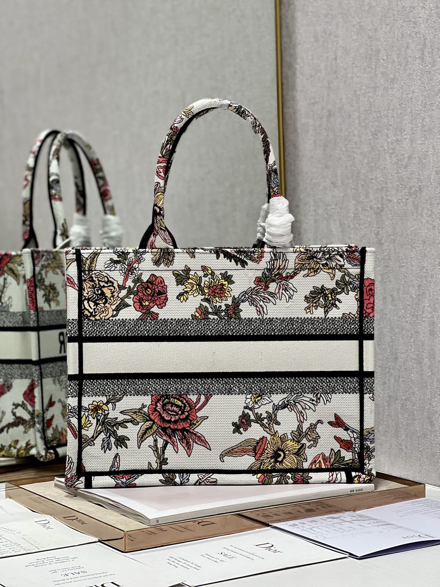 DIOR women's bags 148