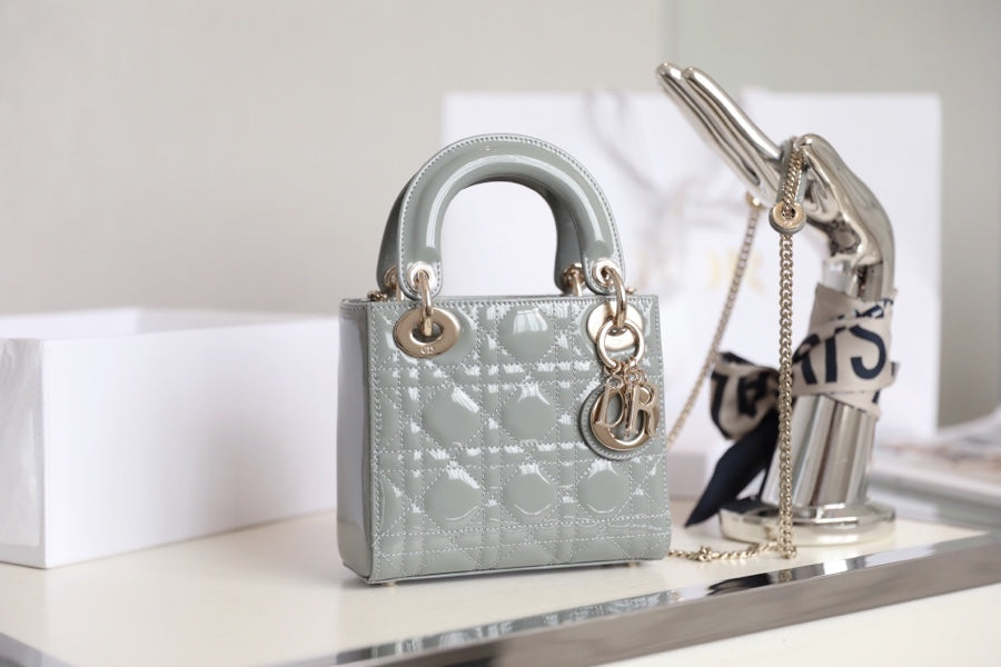 DIOR women's bags 149