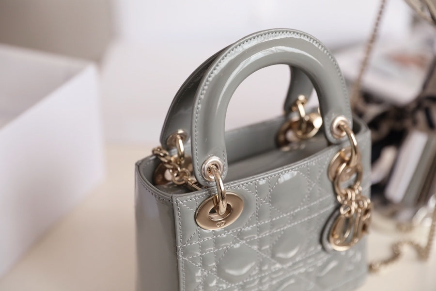 DIOR women's bags 149