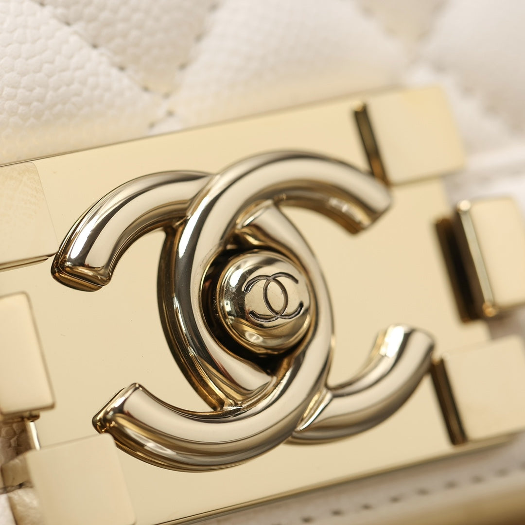 CHANEL WOMEN'S BAGS 7