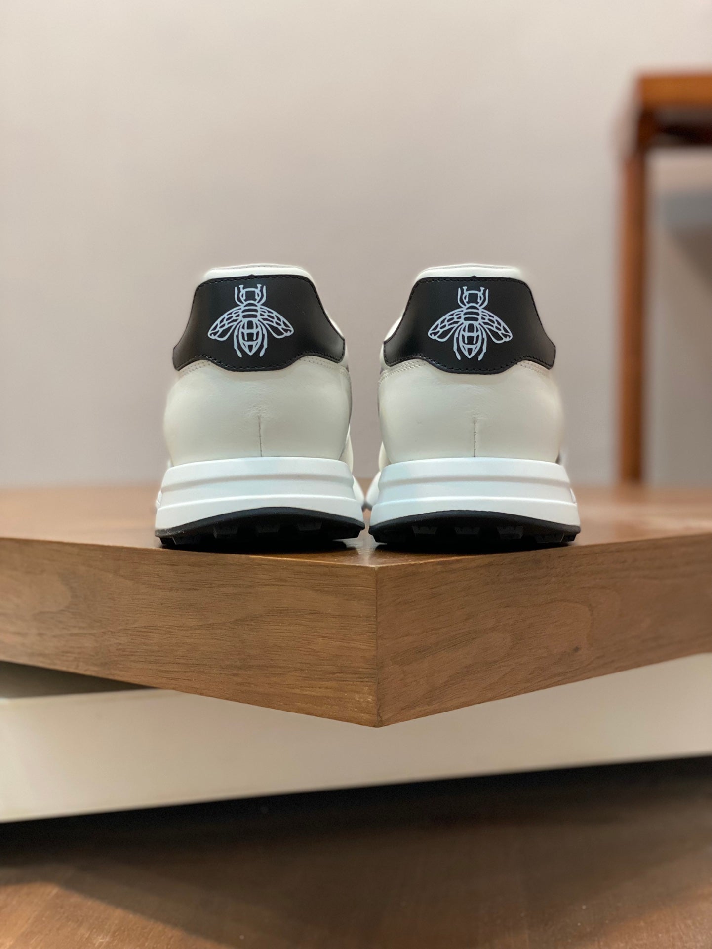 GUCCI sneakers 01