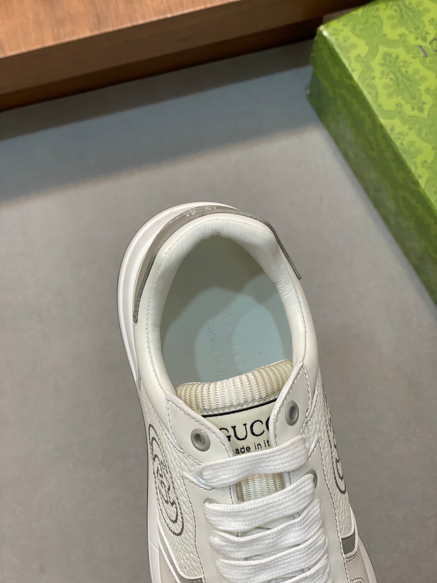 GUCCI sneakers 02