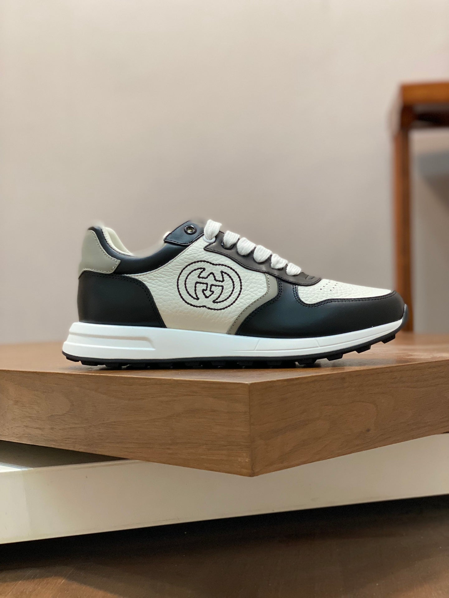 GUCCI sneakers 03