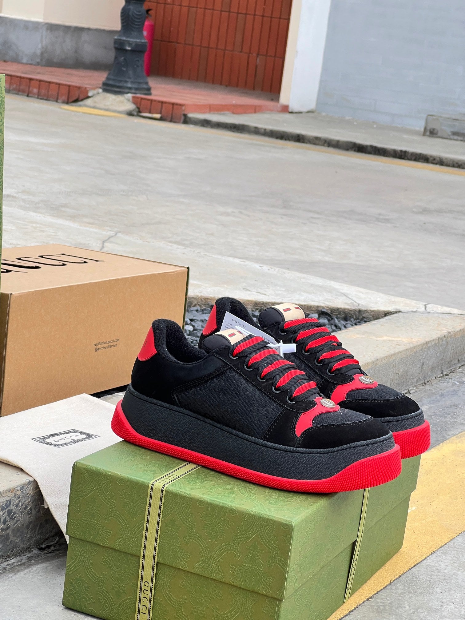 GUCCI sneakers 08