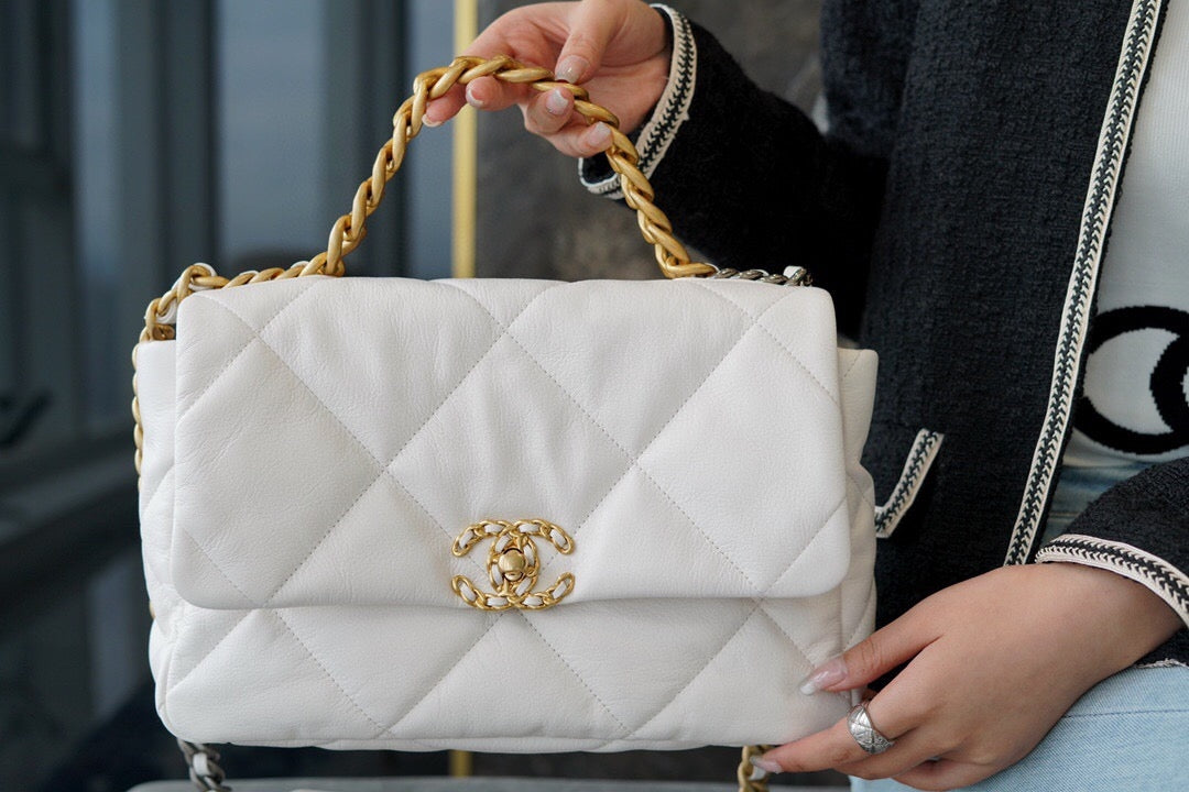 CHANEL women's bags 25