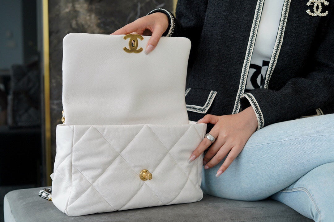 CHANEL women's bags 25