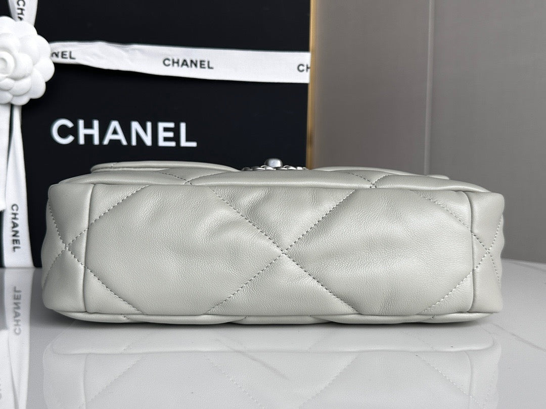 CHANEL women's bags 28