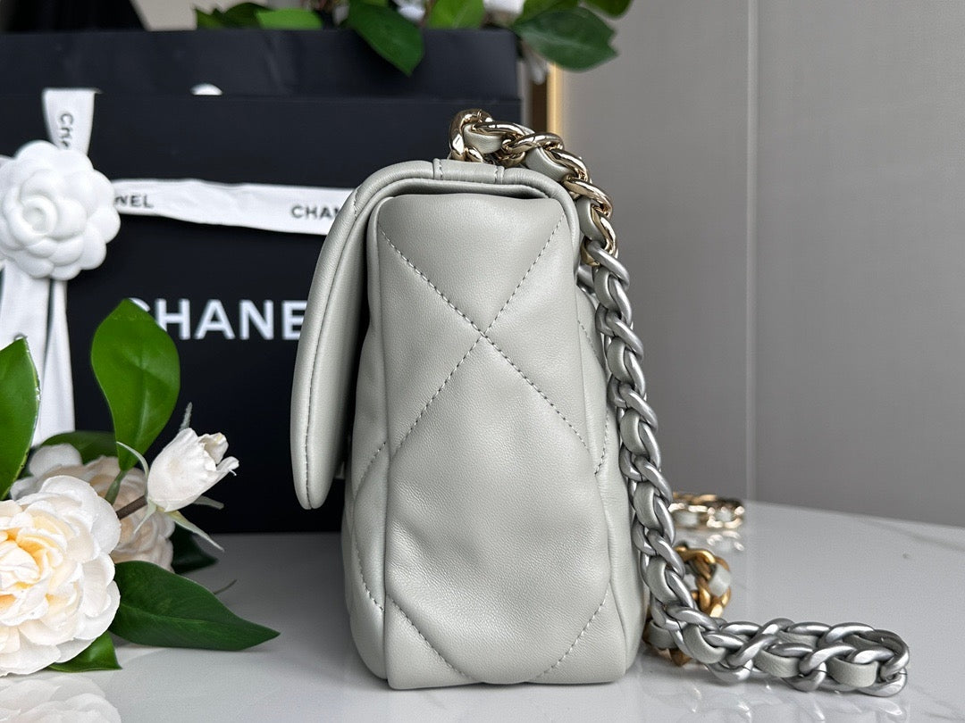 CHANEL women's bags 28
