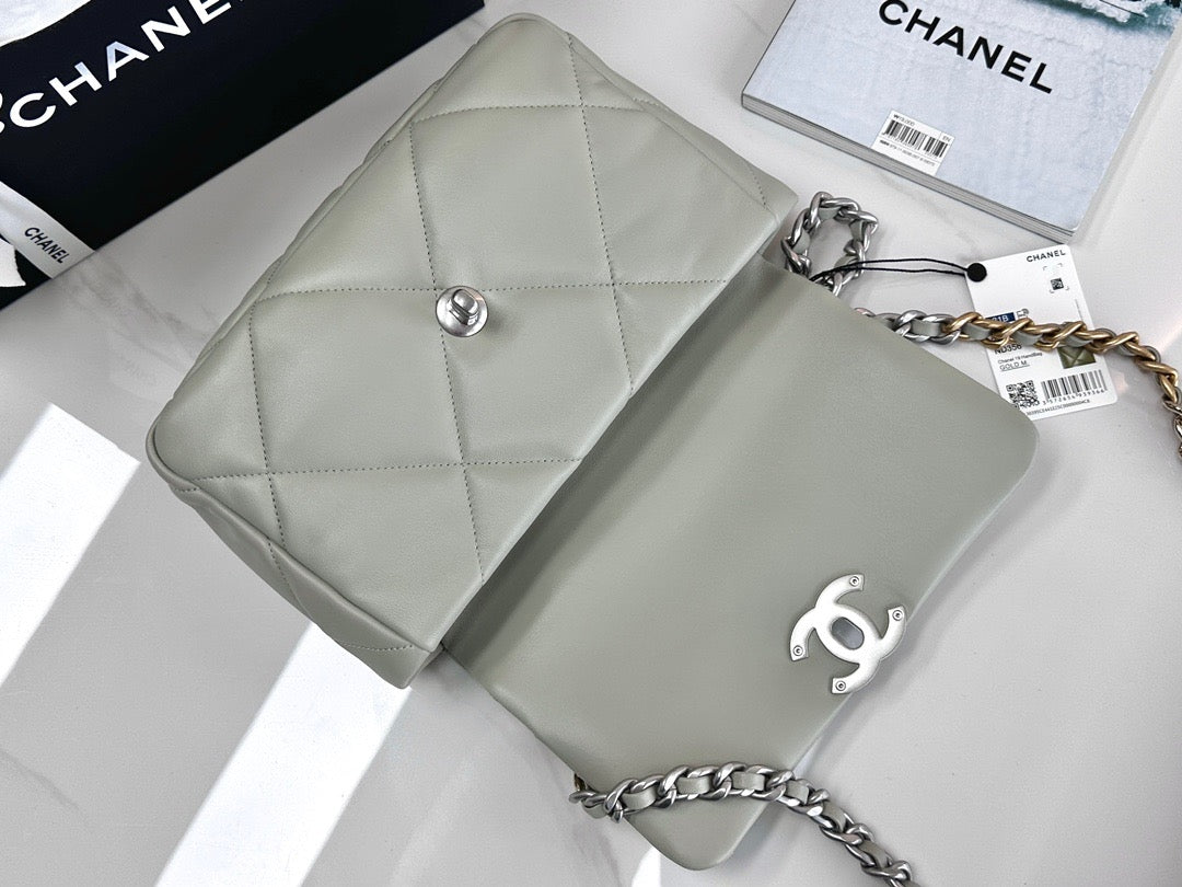 CHANEL women's bags 28