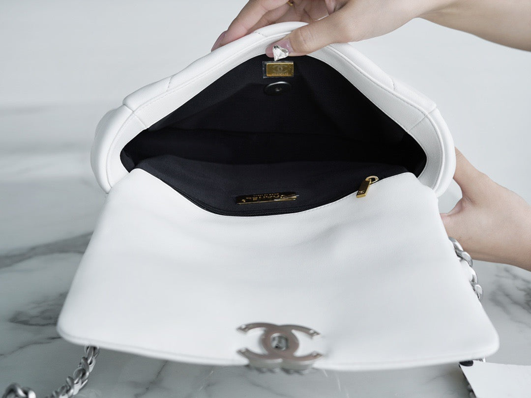 CHANEL women's bags 30