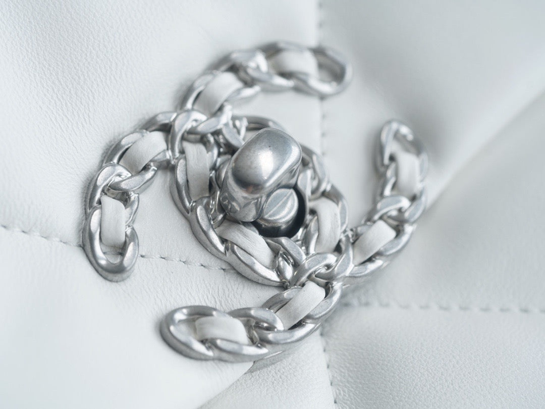 CHANEL women's bags 30