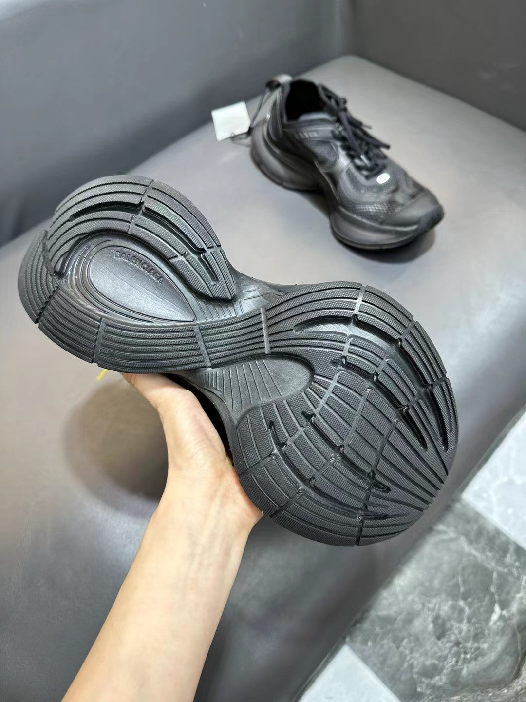 Balenciaga sneakers 01