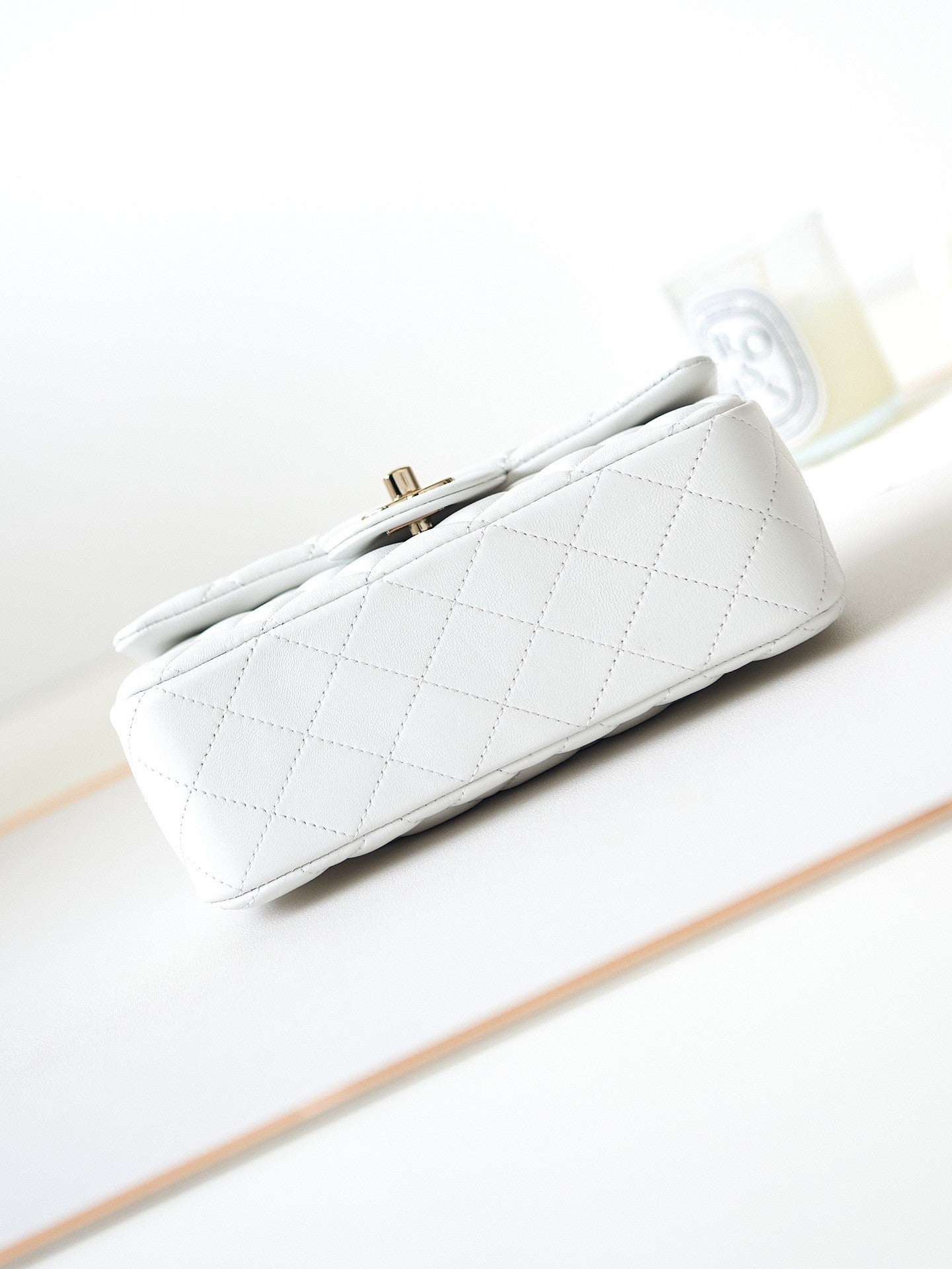 CHANEL women's bags 37