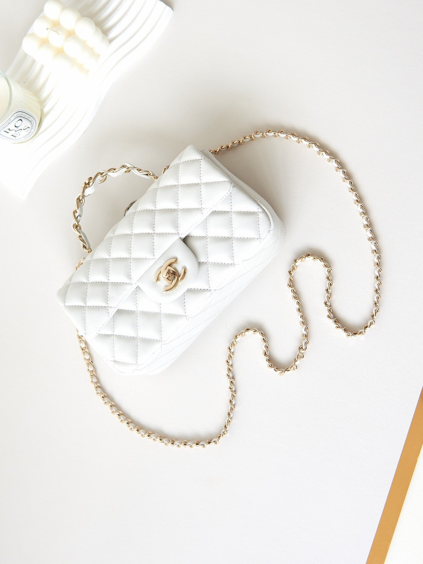 CHANEL women's bags 37
