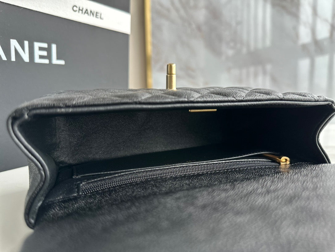 CHANEL women's bags 38
