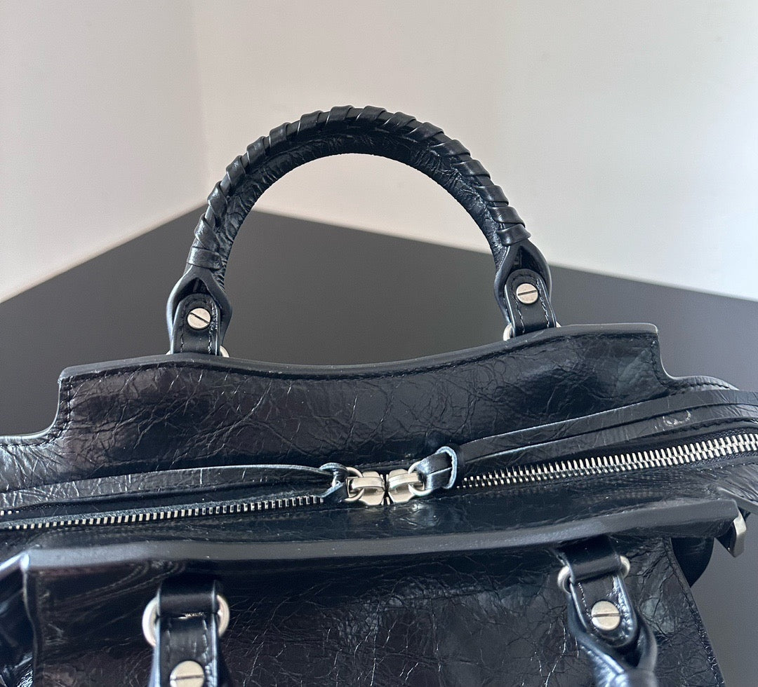 BALENCIAGA women's bags 3