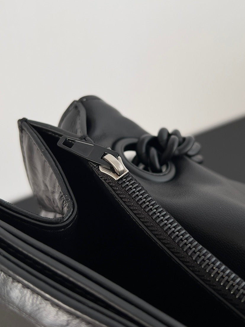 BALENCIAGA women's bags 8