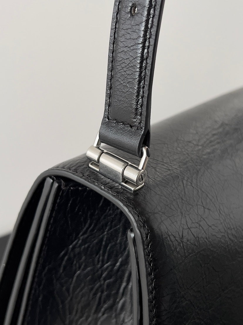 BALENCIAGA women's bags 9