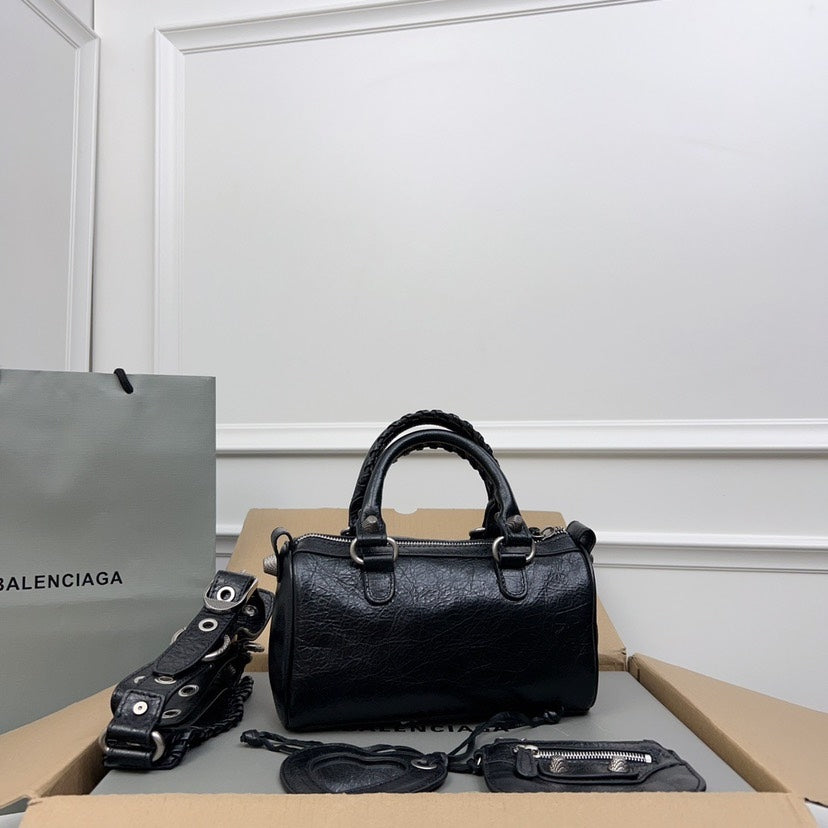 BALENCIAGA women's bags 16