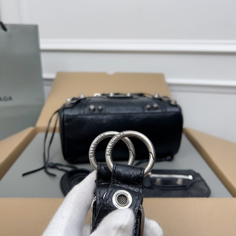 BALENCIAGA women's bags 16