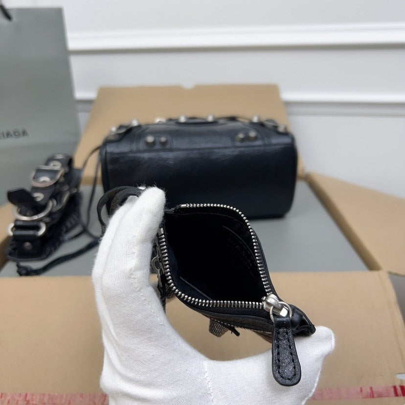 BALENCIAGA women's bags 16