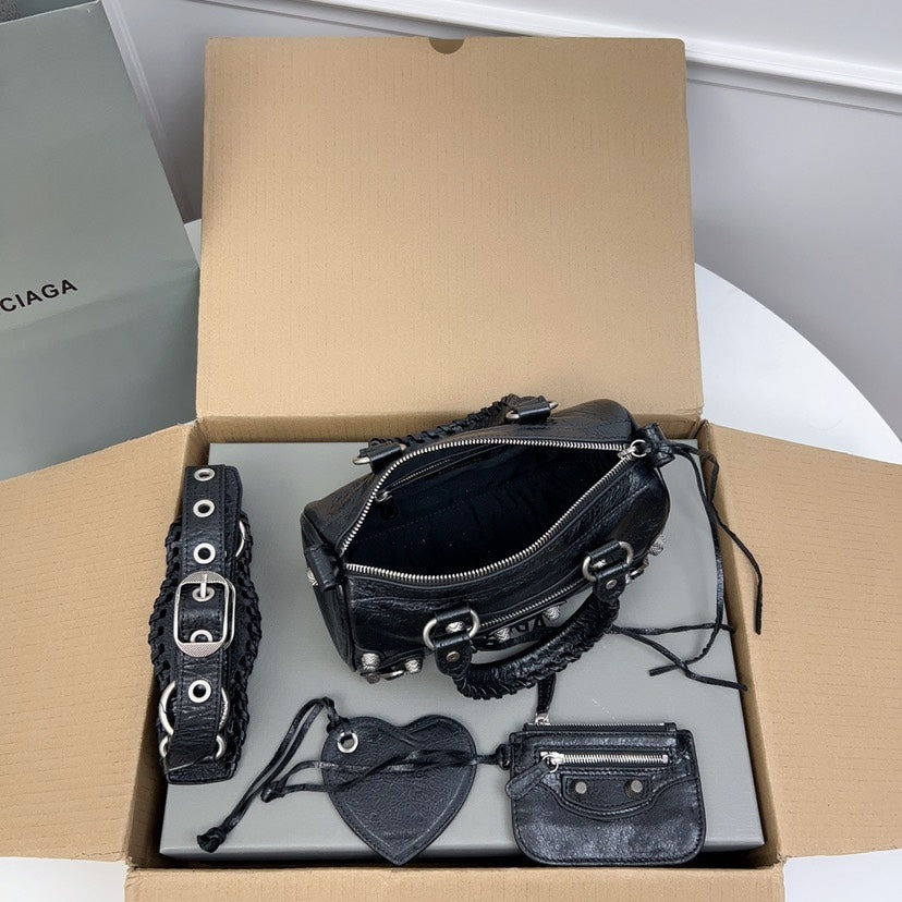 BALENCIAGA women's bags 16