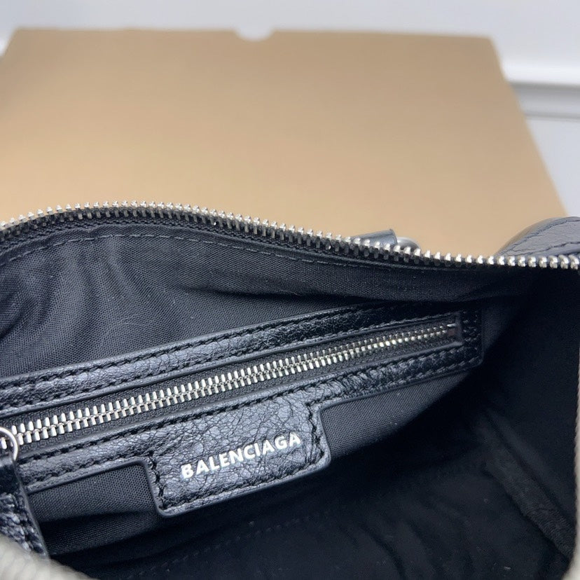 BALENCIAGA women's bags 16