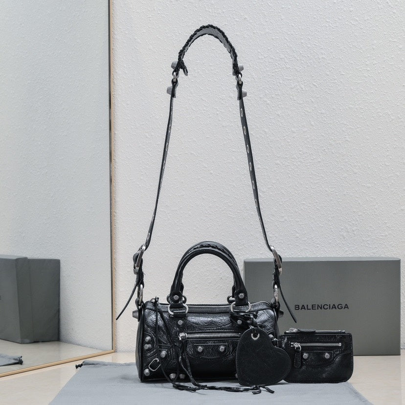 BALENCIAGA women's bags 23