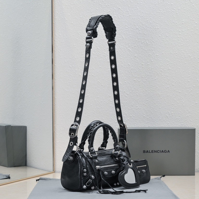 BALENCIAGA women's bags 23