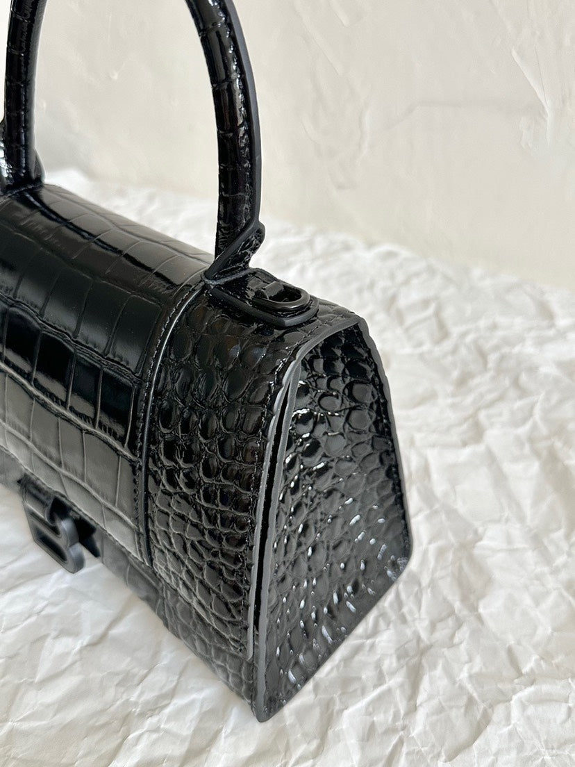 BALENCIAGA women's bags 25