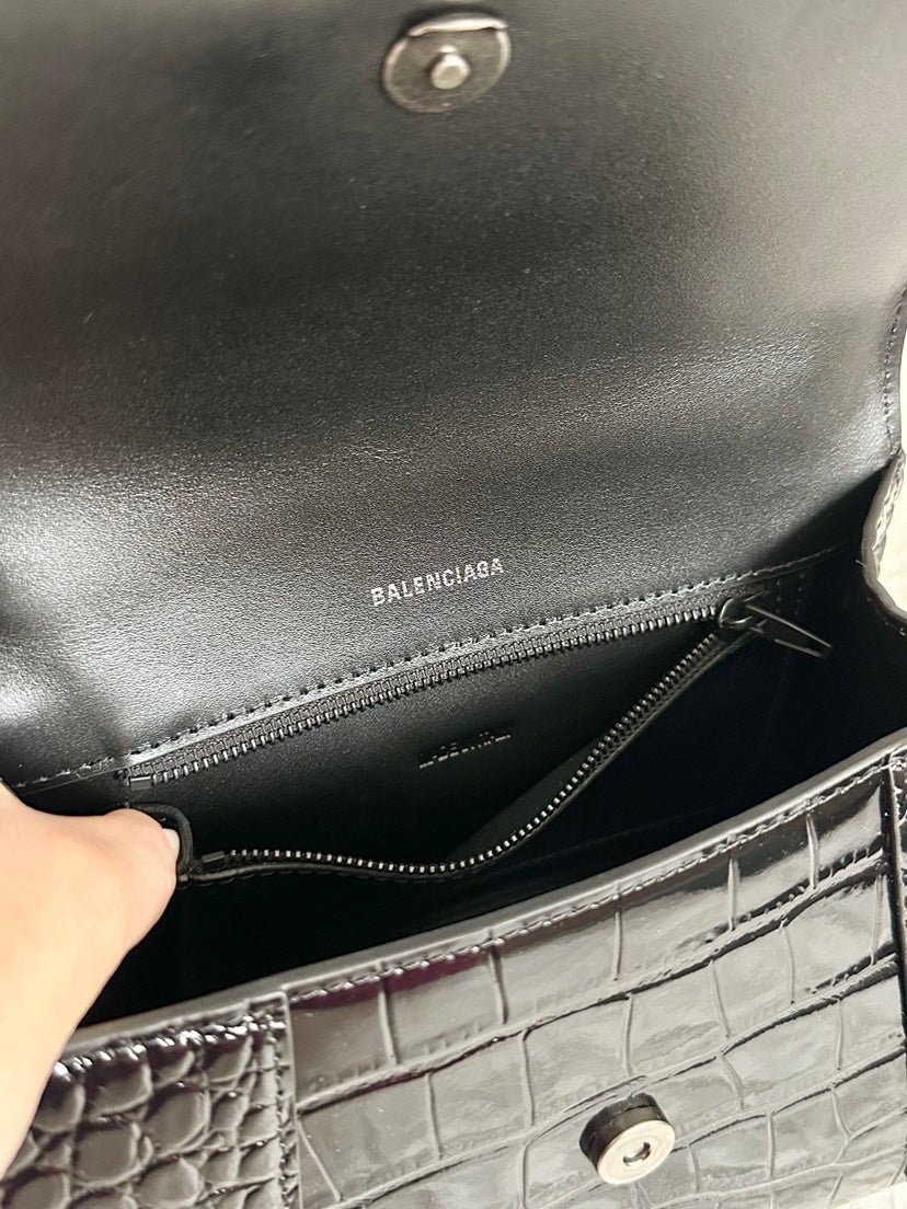 BALENCIAGA women's bags 25