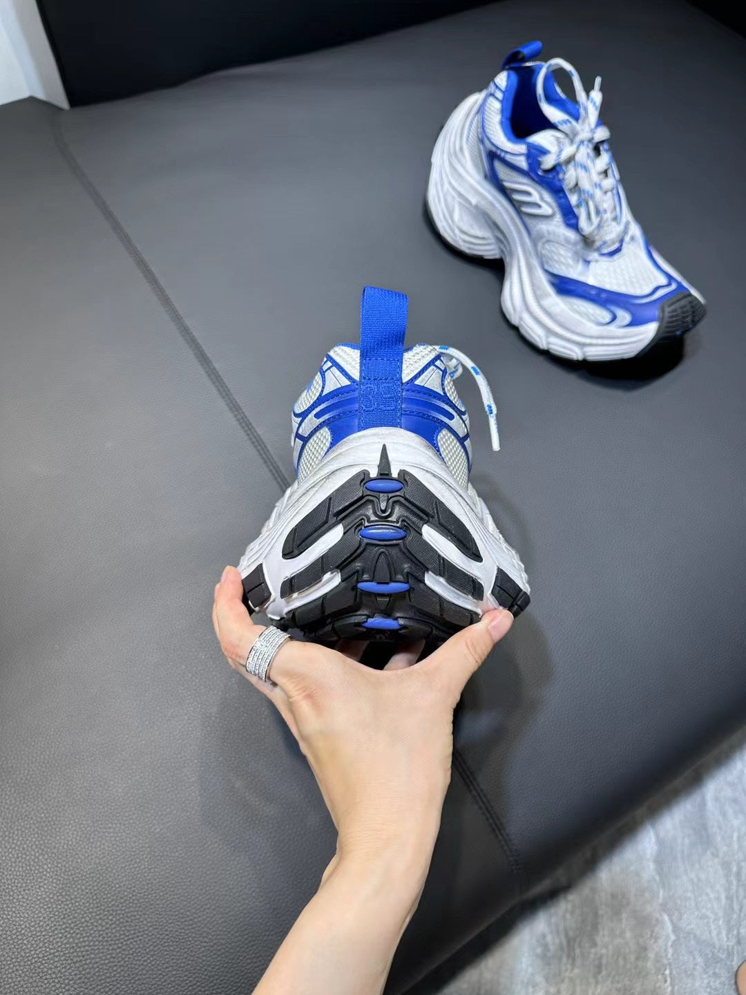 Balenciaga sneakers 18